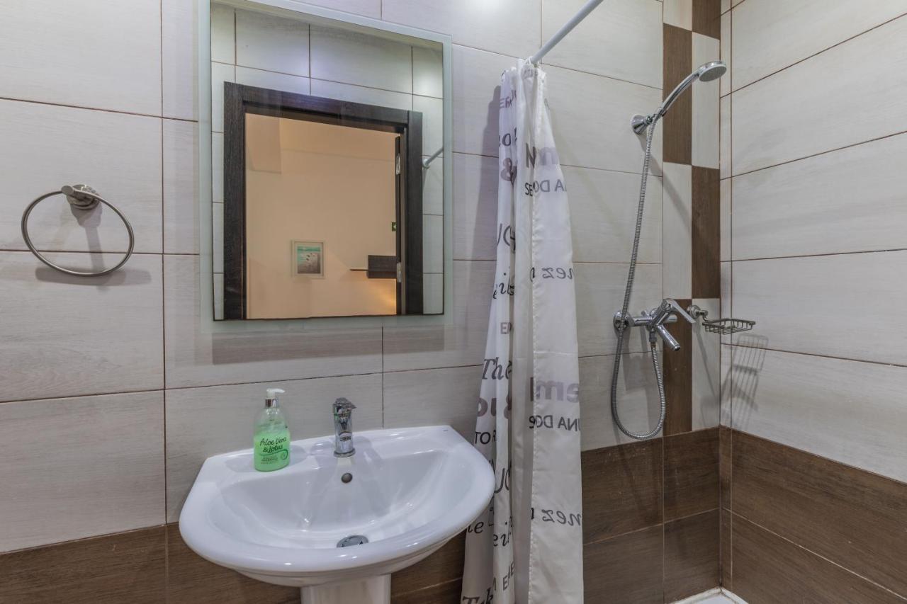 Bormla - Comfortable Two Bedroom Apartment Cospicua Exterior photo